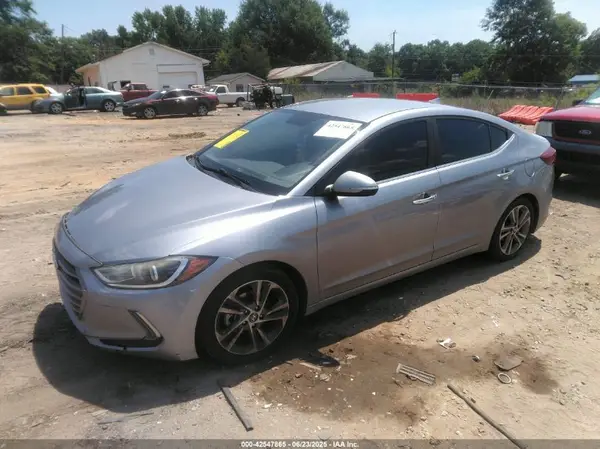 5NPD84LF5HH059013 2017 HYUNDAI ELANTRA - Image 2