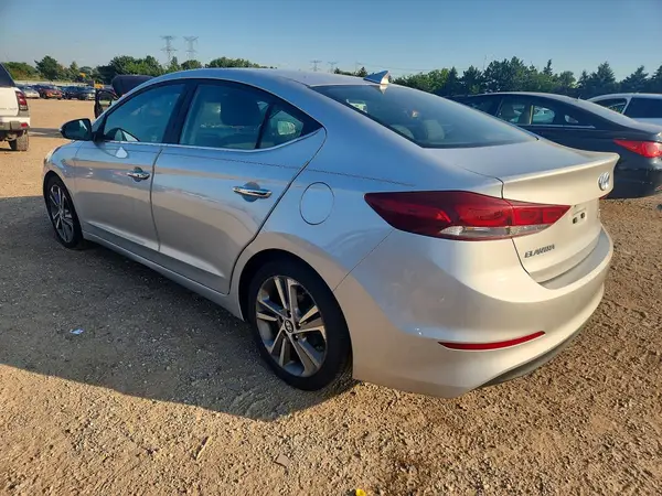 5NPD84LF5HH060792 2017 HYUNDAI ELANTRA - Image 2