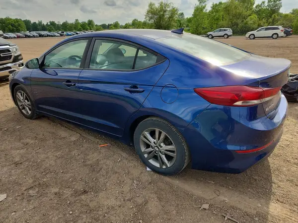 5NPD84LF5HH060968 2017 HYUNDAI ELANTRA - Image 2