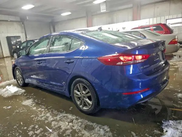 5NPD84LF5HH063563 2017 HYUNDAI ELANTRA - Image 2