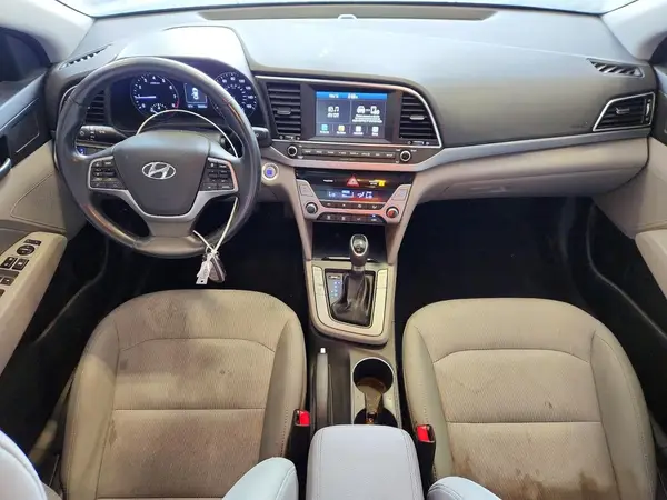 5NPD84LF5HH065569 2017 HYUNDAI ELANTRA - Image 8