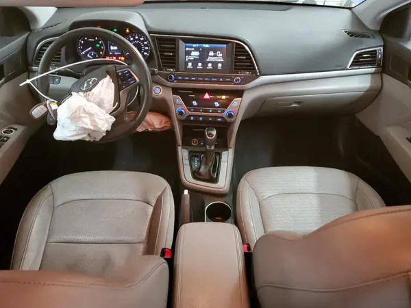 5NPD84LF5HH066169 2017 HYUNDAI ELANTRA - Image 8
