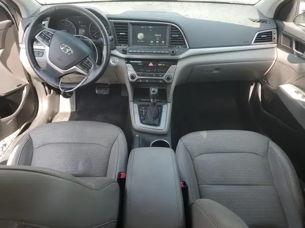 5NPD84LF5HH068391 2017 HYUNDAI ELANTRA - Image 8