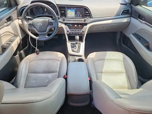 5NPD84LF5HH068763 2017 HYUNDAI ELANTRA - Image 8