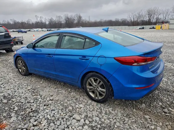 5NPD84LF5HH072988 2017 HYUNDAI ELANTRA - Image 2
