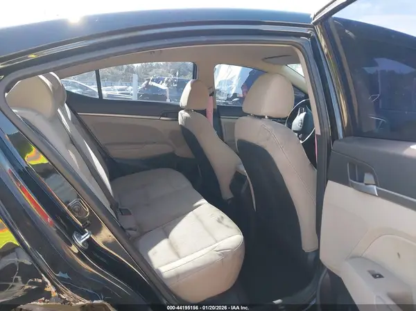 5NPD84LF5HH074224 2017 HYUNDAI ELANTRA - Image 8