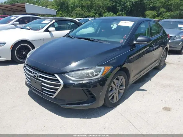 5NPD84LF5HH076345 2017 HYUNDAI ELANTRA - Image 2