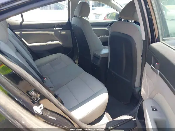 5NPD84LF5HH076345 2017 HYUNDAI ELANTRA - Image 8