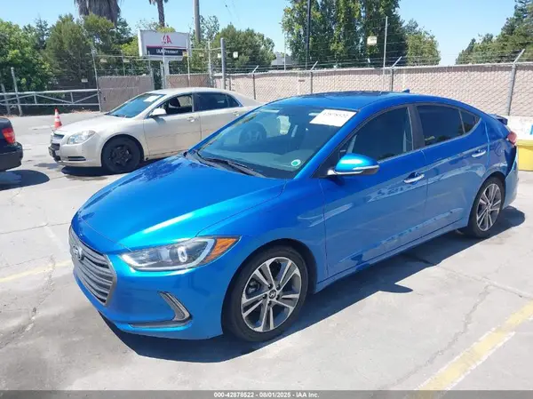5NPD84LF5HH078435 2017 HYUNDAI ELANTRA - Image 2