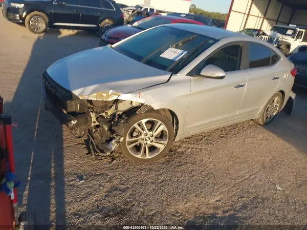 5NPD84LF5HH079455 2017 HYUNDAI ELANTRA - Image 2