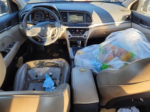 5NPD84LF5HH079925 2017 HYUNDAI ELANTRA - Image 8