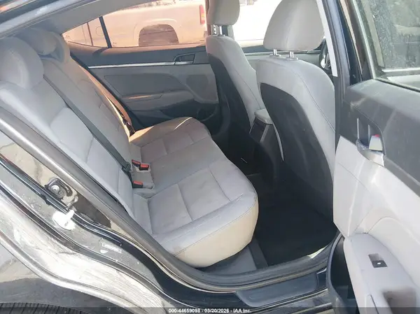 5NPD84LF5HH082131 2017 HYUNDAI ELANTRA - Image 8