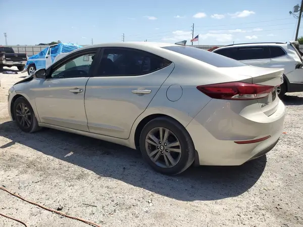 5NPD84LF5HH086454 2017 HYUNDAI ELANTRA - Image 2