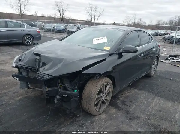 5NPD84LF5HH089967 2017 HYUNDAI ELANTRA - Image 2