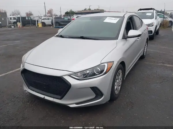 5NPD84LF5HH091024 2017 HYUNDAI ELANTRA - Image 2
