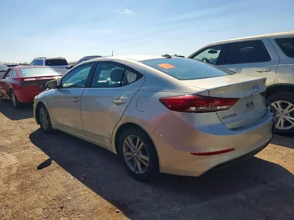 5NPD84LF5HH091881 2017 HYUNDAI ELANTRA - Image 2