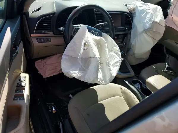 5NPD84LF5HH091881 2017 HYUNDAI ELANTRA - Image 8