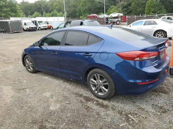 5NPD84LF5HH092979 2017 HYUNDAI ELANTRA - Image 2