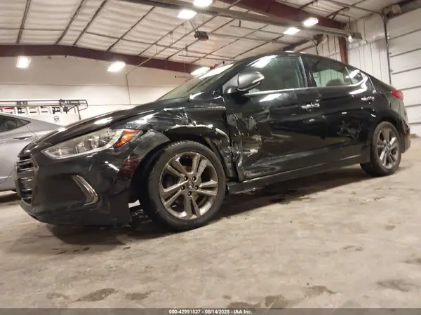 5NPD84LF5HH094473 2017 HYUNDAI ELANTRA - Image 2