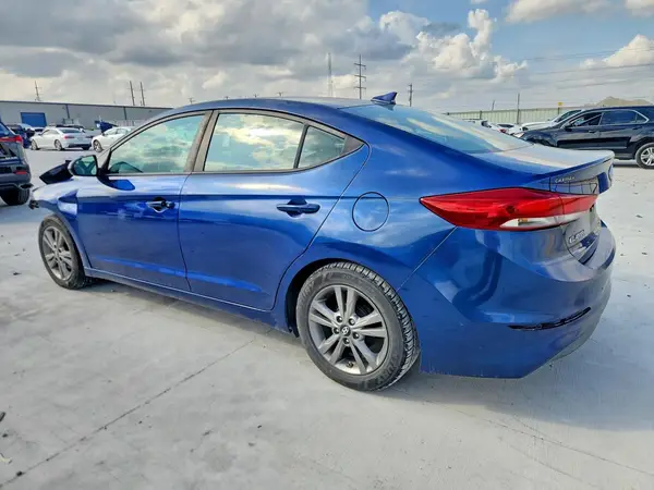 5NPD84LF5HH094487 2017 HYUNDAI ELANTRA - Image 2