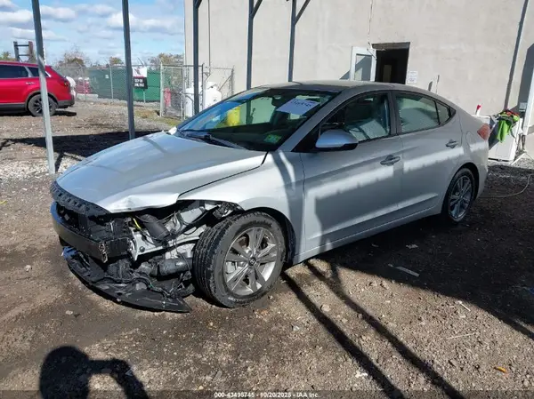 5NPD84LF5HH095378 2017 HYUNDAI ELANTRA - Image 2