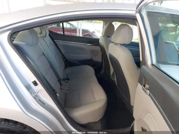 5NPD84LF5HH095378 2017 HYUNDAI ELANTRA - Image 8