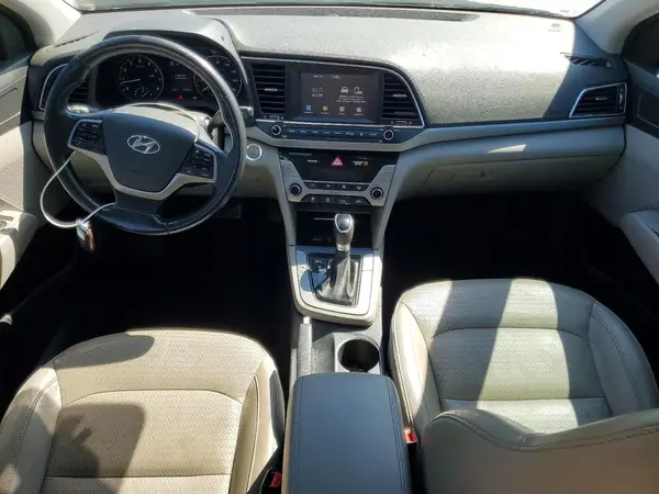 5NPD84LF5HH096160 2017 HYUNDAI ELANTRA - Image 8