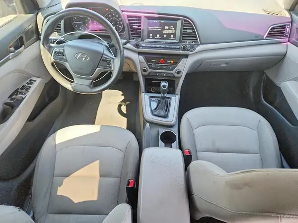 5NPD84LF5HH103852 2017 HYUNDAI ELANTRA - Image 8