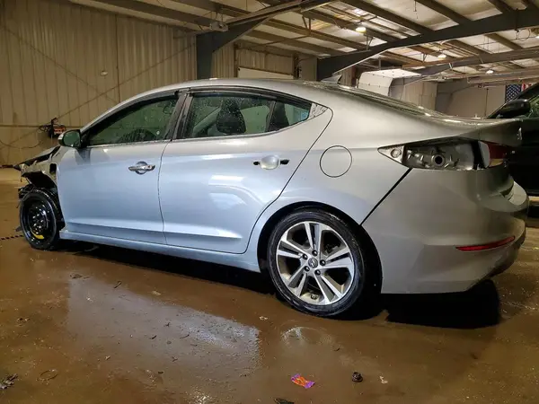 5NPD84LF5HH105830 2017 HYUNDAI ELANTRA - Image 2
