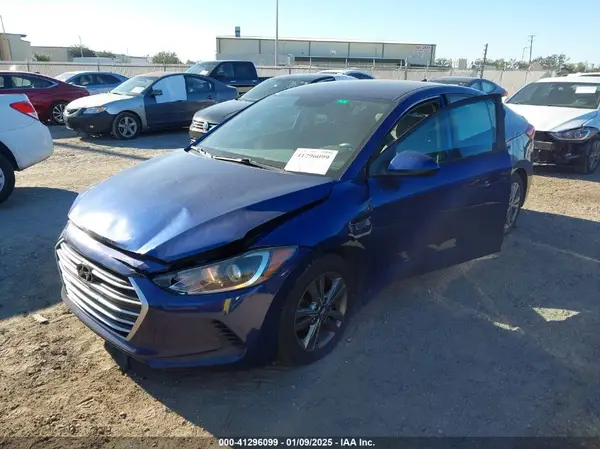 5NPD84LF5HH106654 2017 HYUNDAI ELANTRA - Image 2