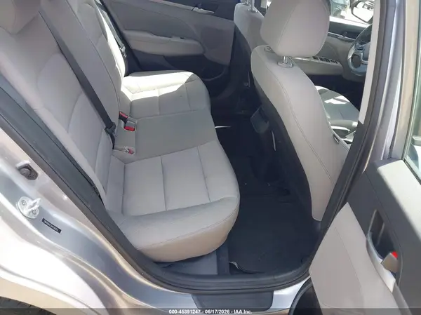5NPD84LF5HH106833 2017 HYUNDAI ELANTRA - Image 8