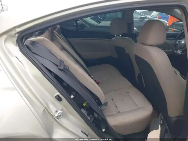 5NPD84LF5HH107142 2017 HYUNDAI ELANTRA - Image 8