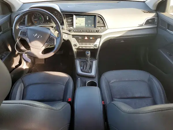 5NPD84LF5HH113975 2017 HYUNDAI ELANTRA - Image 8