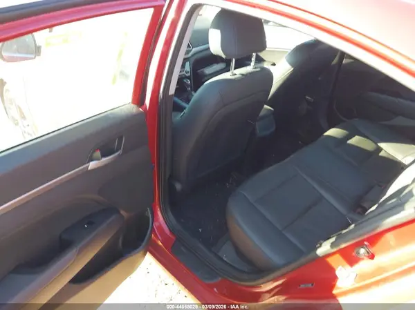 5NPD84LF5HH116066 2017 HYUNDAI ELANTRA - Image 8