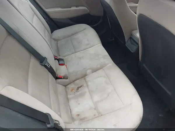 5NPD84LF5HH116486 2017 HYUNDAI ELANTRA - Image 8