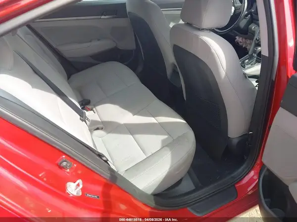 5NPD84LF5HH117010 2017 HYUNDAI ELANTRA - Image 8
