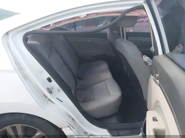5NPD84LF5HH121042 2017 HYUNDAI ELANTRA - Image 8