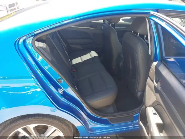 5NPD84LF5HH123986 2017 HYUNDAI ELANTRA - Image 8