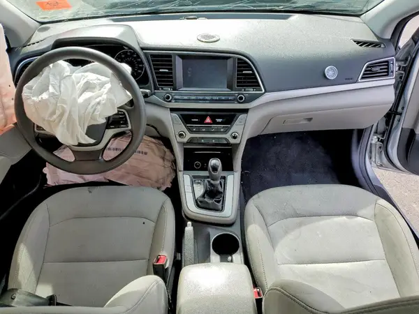 5NPD84LF5HH124572 2017 HYUNDAI ELANTRA - Image 8