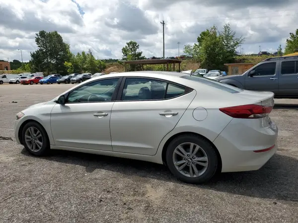 5NPD84LF5HH125141 2017 HYUNDAI ELANTRA - Image 2