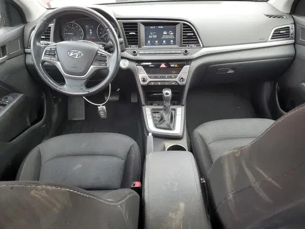 5NPD84LF5HH134213 2017 HYUNDAI ELANTRA - Image 8