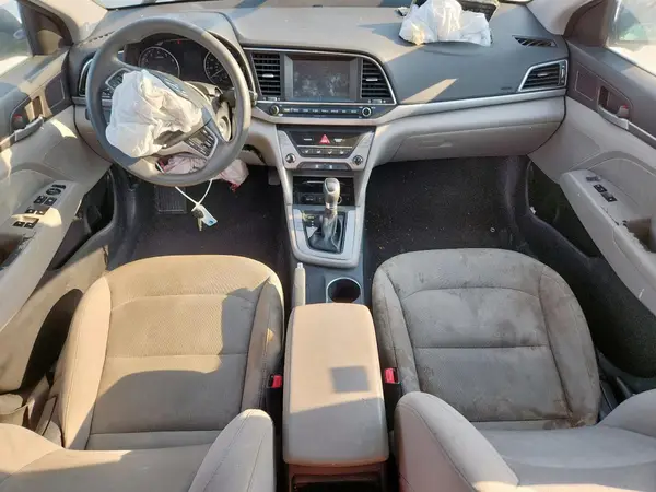5NPD84LF5HH134941 2017 HYUNDAI ELANTRA - Image 8