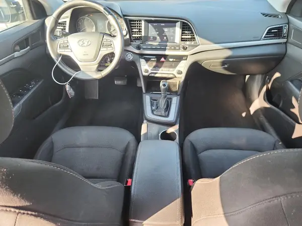 5NPD84LF5HH136768 2017 HYUNDAI ELANTRA - Image 8