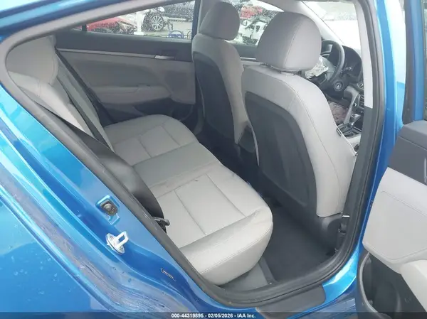 5NPD84LF5HH138746 2017 HYUNDAI ELANTRA - Image 8