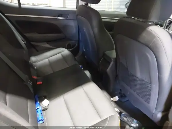 5NPD84LF5HH143932 2017 HYUNDAI ELANTRA - Image 8