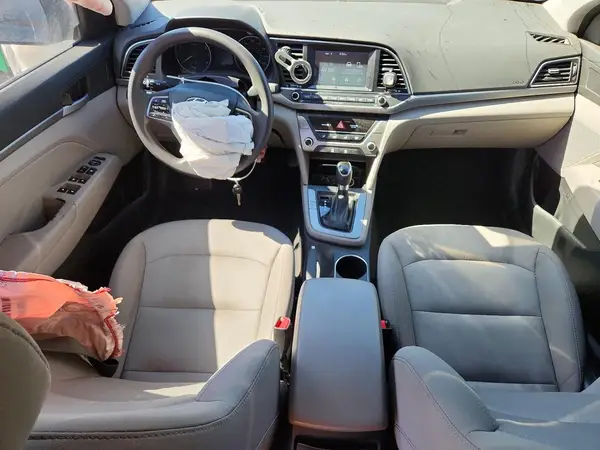 5NPD84LF5HH147124 2017 HYUNDAI ELANTRA - Image 8