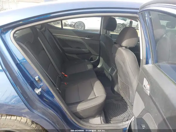 5NPD84LF5HH151156 2017 HYUNDAI ELANTRA - Image 8