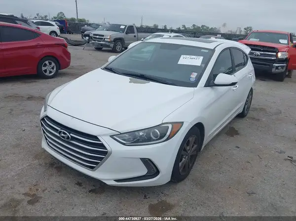 5NPD84LF5HH154154 2017 HYUNDAI ELANTRA - Image 2