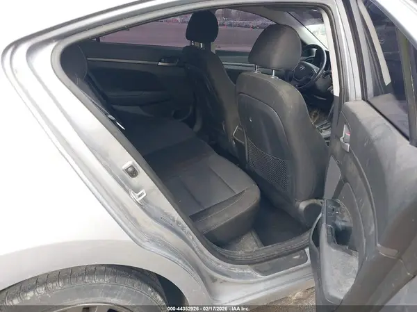 5NPD84LF5HH154719 2017 HYUNDAI ELANTRA - Image 8