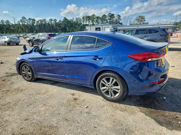 5NPD84LF5HH155806 2017 HYUNDAI ELANTRA - Image 2